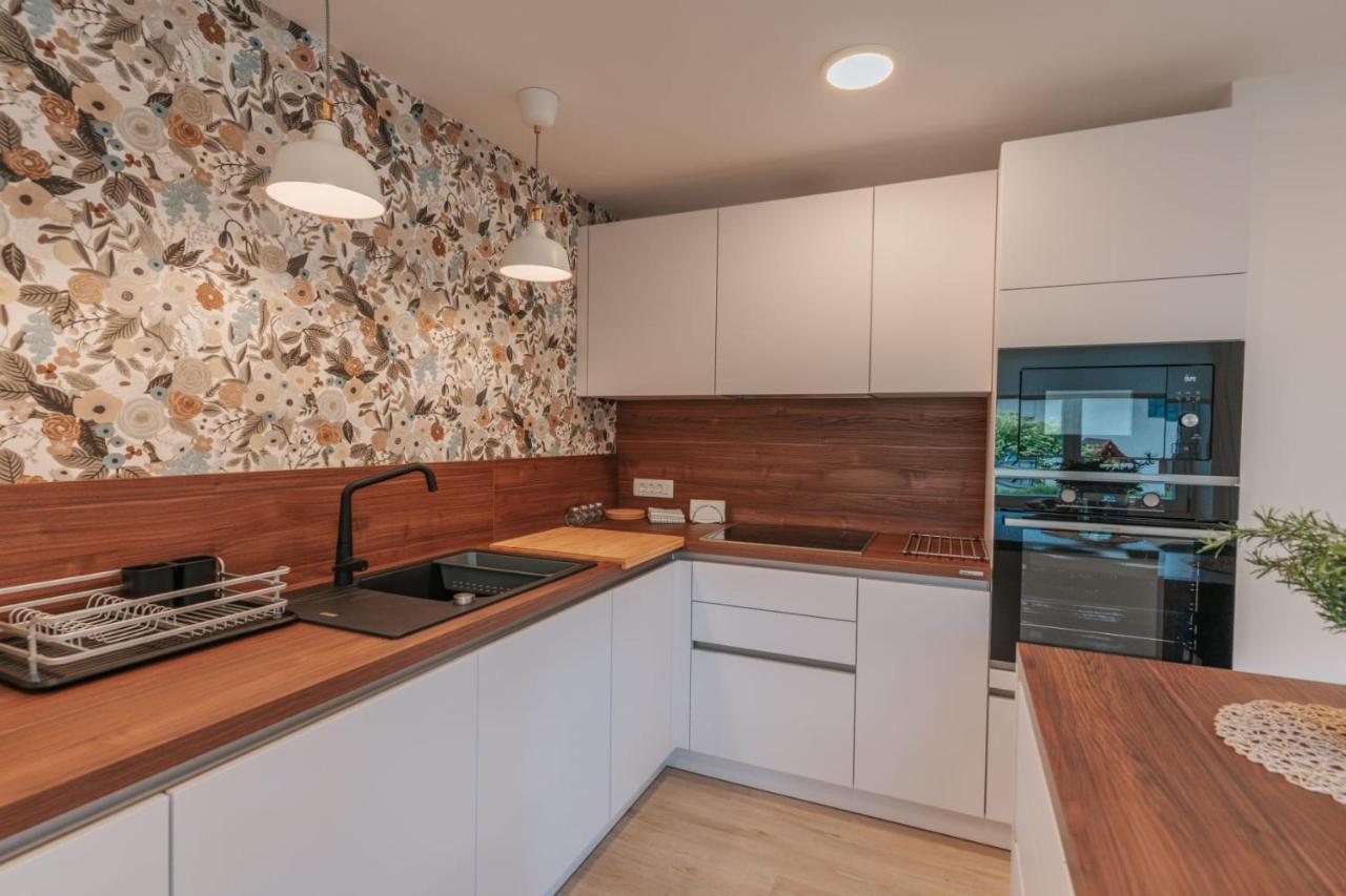 Apartma Lamberger Zirovnica Екстериор снимка